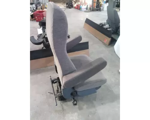 FREIGHTLINER CASCADIA 125 SEAT, FRONT