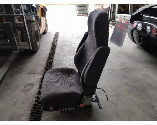 FREIGHTLINER CASCADIA 125 SEAT, FRONT