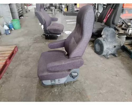 FREIGHTLINER CASCADIA 125 SEAT, FRONT