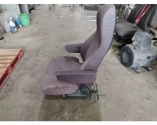 FREIGHTLINER CASCADIA 125 SEAT, FRONT