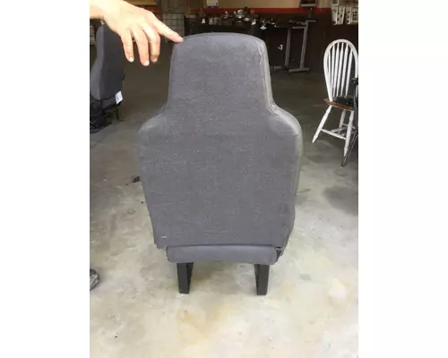 FREIGHTLINER CASCADIA 125 SEAT, FRONT