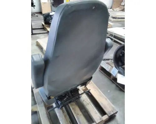 FREIGHTLINER CASCADIA 125 SEAT, FRONT