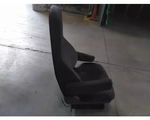 FREIGHTLINER CASCADIA 125 SEAT, FRONT