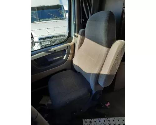 FREIGHTLINER CASCADIA 125 SEAT, FRONT