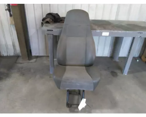 FREIGHTLINER CASCADIA 125 SEAT, FRONT