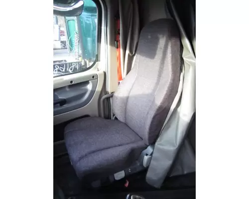 FREIGHTLINER CASCADIA 125 SEAT, FRONT