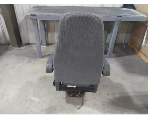 FREIGHTLINER CASCADIA 125 SEAT, FRONT