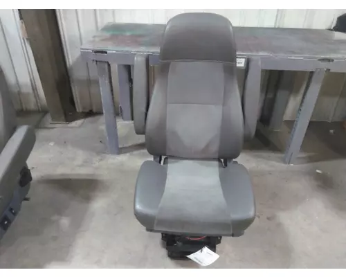 FREIGHTLINER CASCADIA 125 SEAT, FRONT