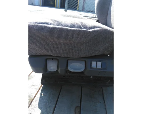 FREIGHTLINER CASCADIA 125 SEAT, FRONT