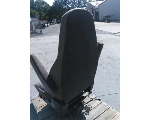 FREIGHTLINER CASCADIA 125 SEAT, FRONT