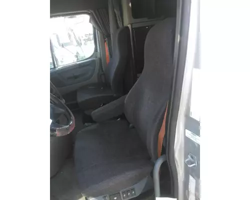 FREIGHTLINER CASCADIA 125 SEAT, FRONT