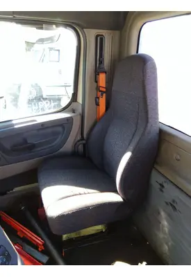 FREIGHTLINER CASCADIA 125 SEAT, FRONT