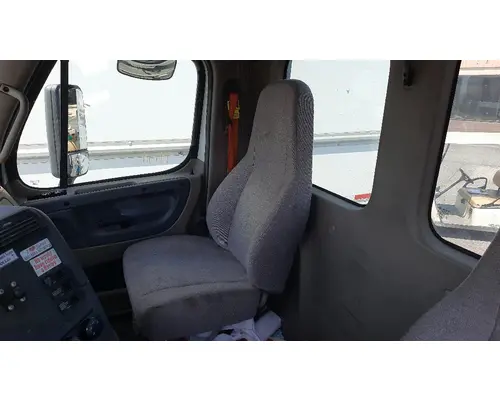FREIGHTLINER CASCADIA 125 SEAT, FRONT