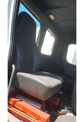 FREIGHTLINER CASCADIA 125 SEAT, FRONT