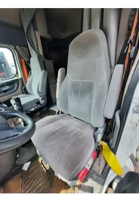 FREIGHTLINER CASCADIA 125 SEAT, FRONT