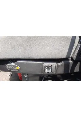 FREIGHTLINER CASCADIA 125 SEAT, FRONT