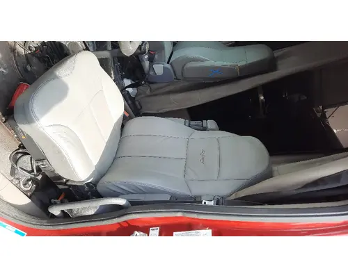 FREIGHTLINER CASCADIA 125 SEAT, FRONT