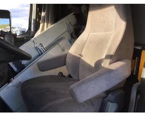 FREIGHTLINER CASCADIA 125 SEAT, FRONT