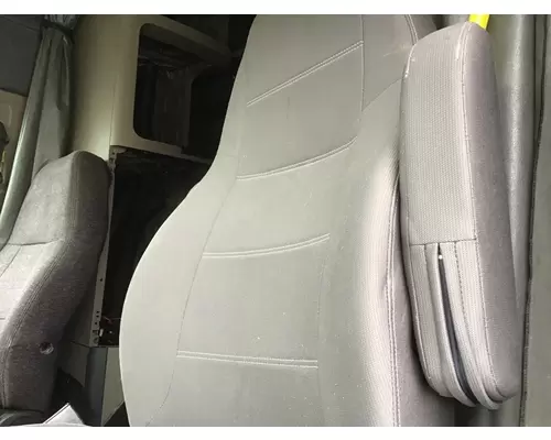 FREIGHTLINER CASCADIA 125 SEAT, FRONT