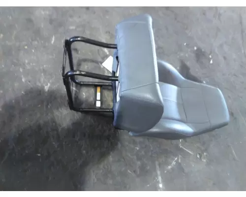 FREIGHTLINER CASCADIA 125 SEAT, FRONT