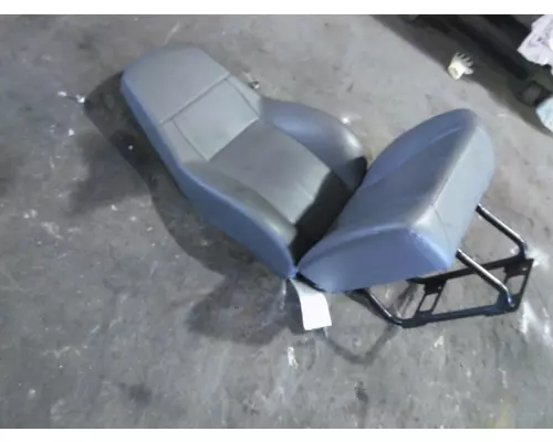 FREIGHTLINER CASCADIA 125 SEAT, FRONT