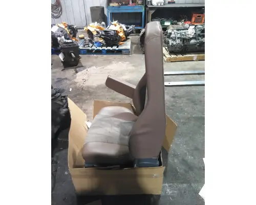 FREIGHTLINER CASCADIA 125 SEAT, FRONT