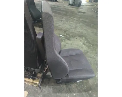 FREIGHTLINER CASCADIA 125 SEAT, FRONT