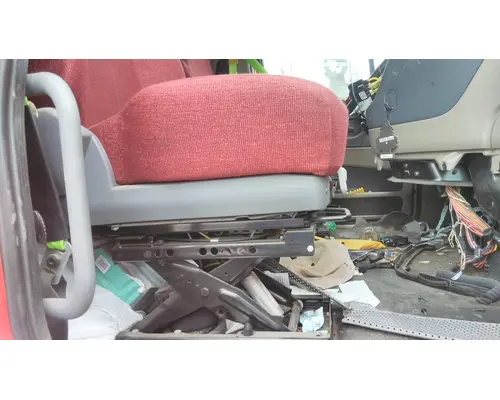 FREIGHTLINER CASCADIA 125 SEAT, FRONT
