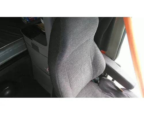 FREIGHTLINER CASCADIA 125 SEAT, FRONT