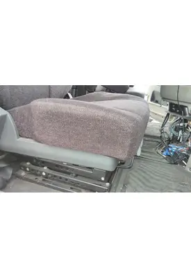FREIGHTLINER CASCADIA 125 SEAT, FRONT