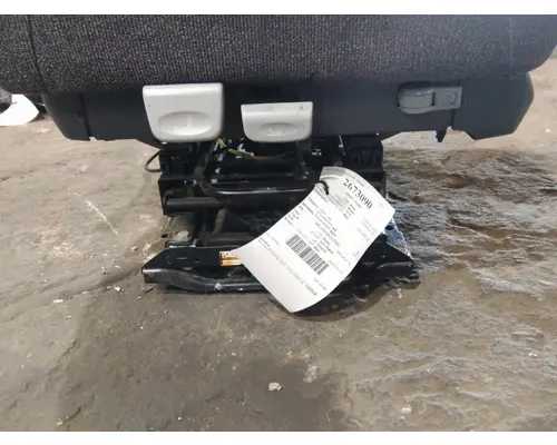 FREIGHTLINER CASCADIA 125 SEAT, FRONT