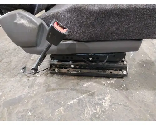 FREIGHTLINER CASCADIA 125 SEAT, FRONT