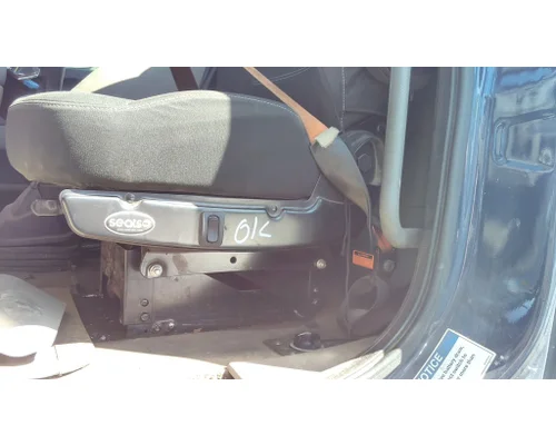 FREIGHTLINER CASCADIA 125 SEAT, FRONT