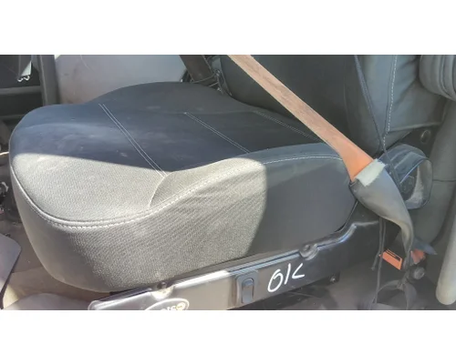 FREIGHTLINER CASCADIA 125 SEAT, FRONT