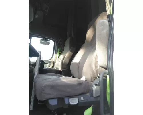 FREIGHTLINER CASCADIA 125 SEAT, FRONT