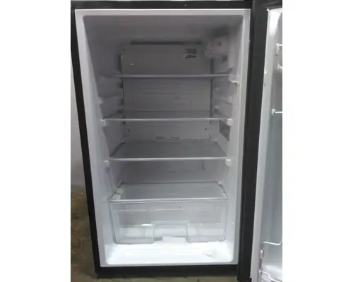 FREIGHTLINER CASCADIA 125 SLEEPER REFRIGERATOR