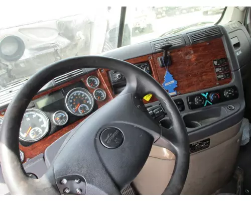 FREIGHTLINER CASCADIA 125 STEERING COLUMN