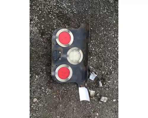 FREIGHTLINER CASCADIA 125 STOP TURN TAIL LAMP