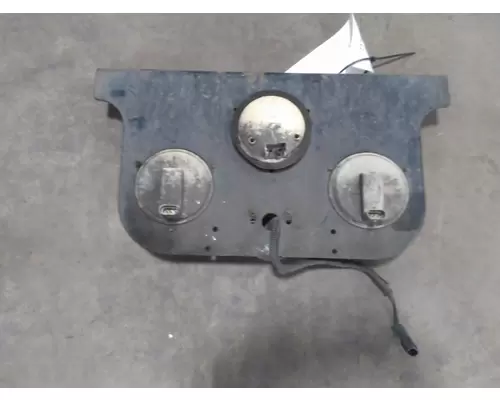 FREIGHTLINER CASCADIA 125 STOP TURN TAIL LAMP