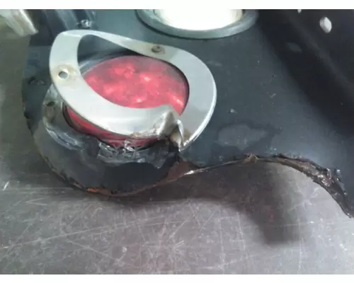 FREIGHTLINER CASCADIA 125 STOP TURN TAIL LAMP
