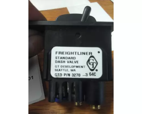 FREIGHTLINER CASCADIA 125 SWITCH, MARKER LAMPS TRAILER