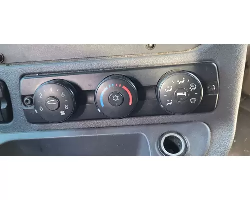 FREIGHTLINER CASCADIA 125 TEMPERATURE CONTROL