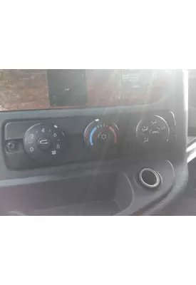 FREIGHTLINER CASCADIA 125 TEMPERATURE CONTROL