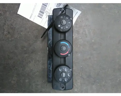 FREIGHTLINER CASCADIA 125 TEMPERATURE CONTROL