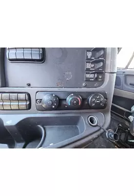 FREIGHTLINER CASCADIA 125 TEMPERATURE CONTROL