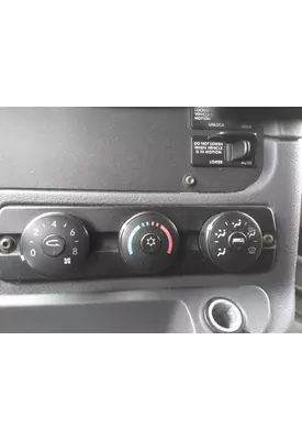 FREIGHTLINER CASCADIA 125 TEMPERATURE CONTROL