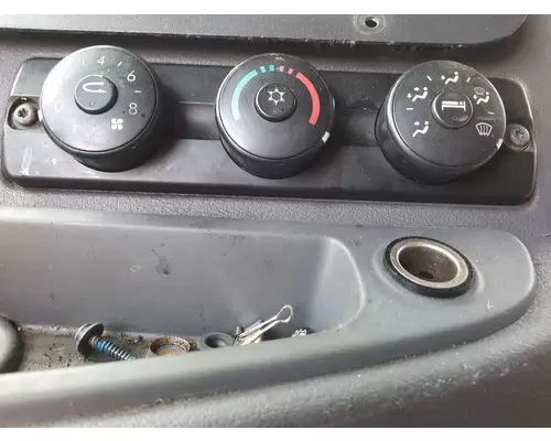 FREIGHTLINER CASCADIA 125 TEMPERATURE CONTROL