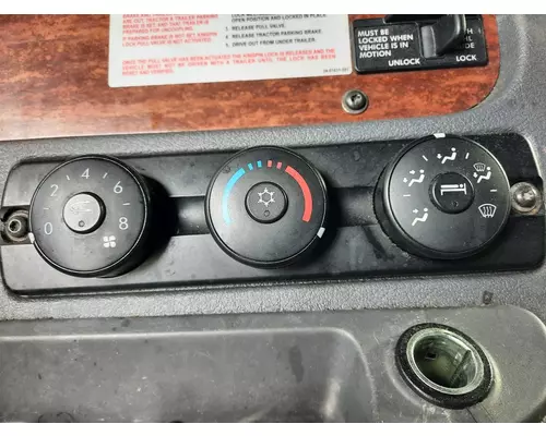 FREIGHTLINER CASCADIA 125 TEMPERATURE CONTROL