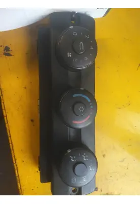 FREIGHTLINER CASCADIA 125 TEMPERATURE CONTROL