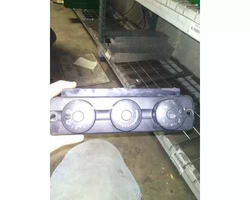 FREIGHTLINER CASCADIA 125 TEMPERATURE CONTROL